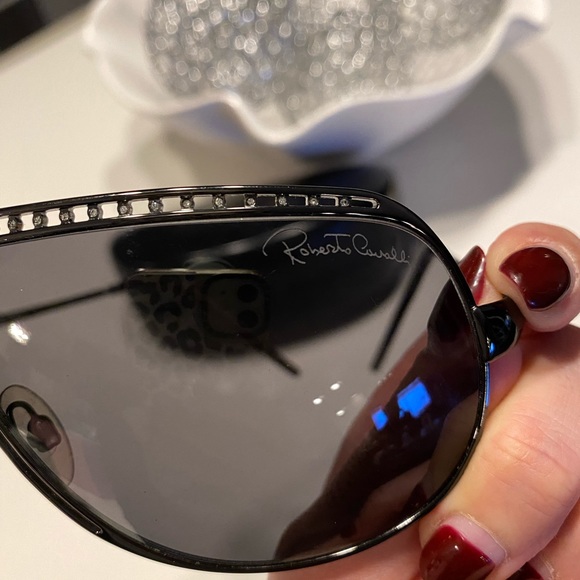 Roberto Cavalli Agenore Sunglasses - Aviator style - Picture 4 of 4